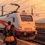 Jinsi ya Kukata Tiketi ya Treni Online